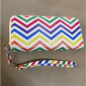 Rainbow colored‎ chevron pattern zipper wallet/wristlet
